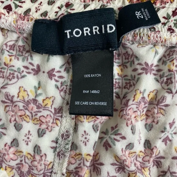 Torrid Womens Pull-On Wide Leg Floral High Rise Pants - Picture 12 of 12